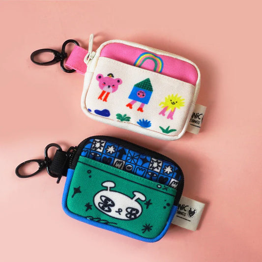 Screen and Green Airpods Pouch